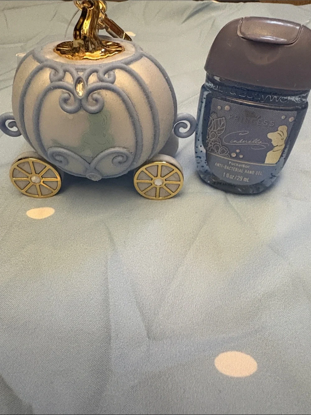 Disney Princess Cinderella Light Up Carriage With Sanitizer Gel 🩵💛